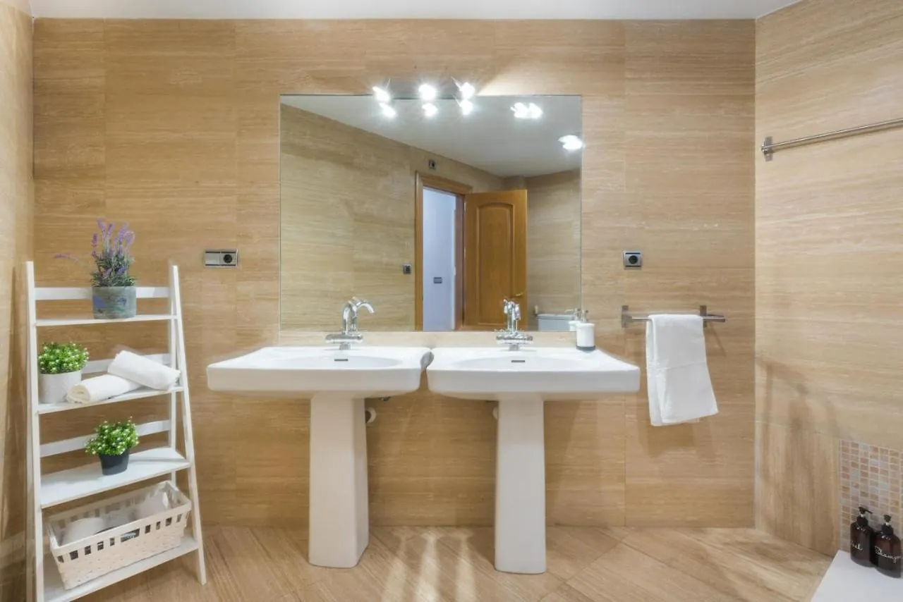 Apartment Apartamento Moderno Calle Larios Malaga Spain